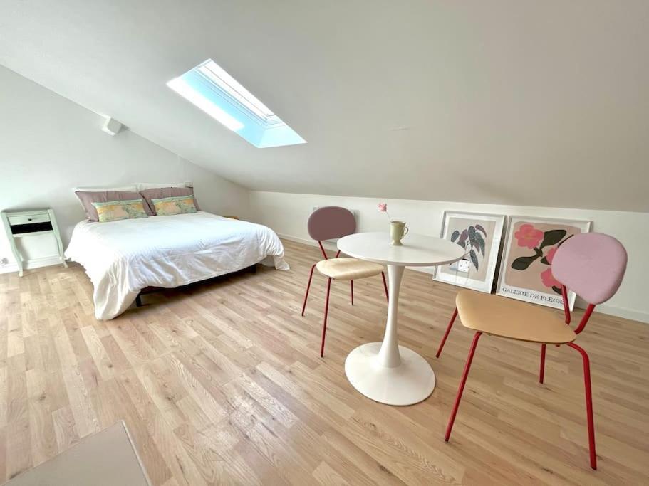 Studio Jade : Charmant Logement Place Clemenceau Lägenhet Pau Exteriör bild