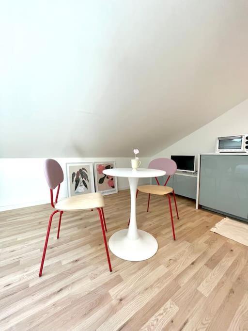 Studio Jade : Charmant Logement Place Clemenceau Lägenhet Pau Exteriör bild