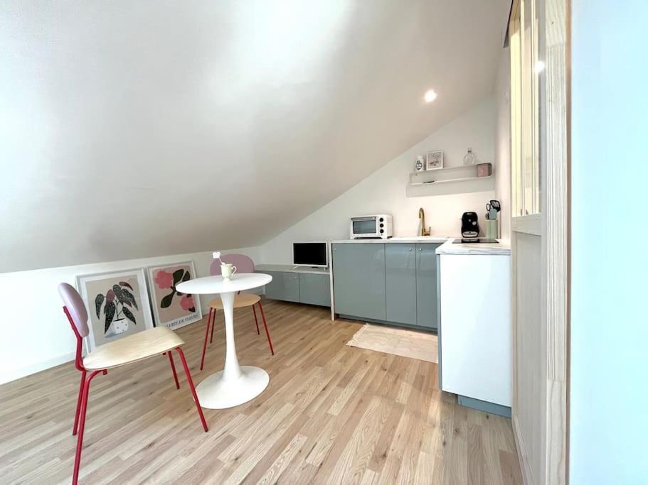 Studio Jade : Charmant Logement Place Clemenceau Lägenhet Pau Exteriör bild